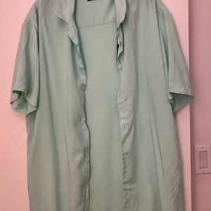 NovaMen's Light Green Short Sleeve Shirt